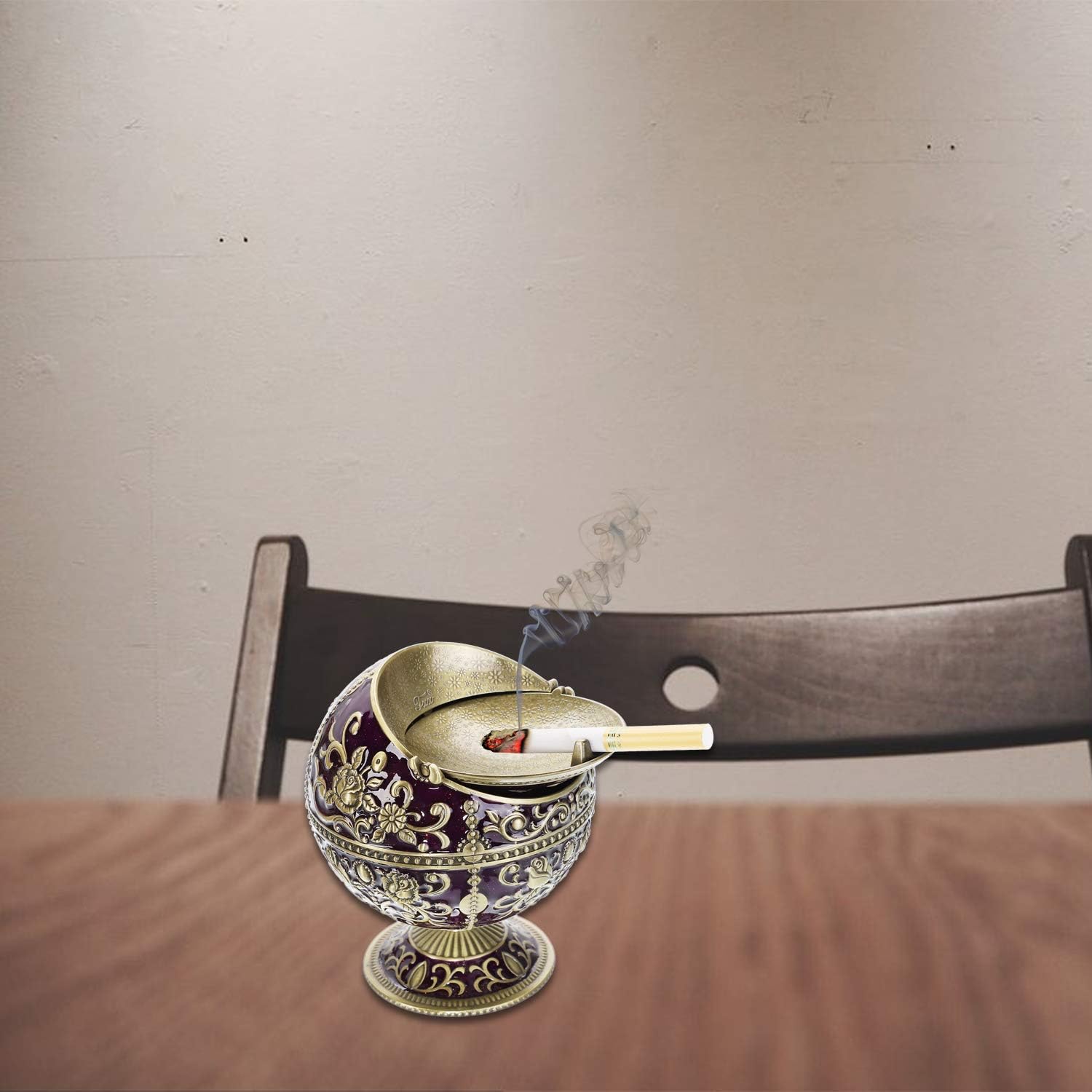 LAUYOO Windproof Ashtray with Lid for Cigarettes