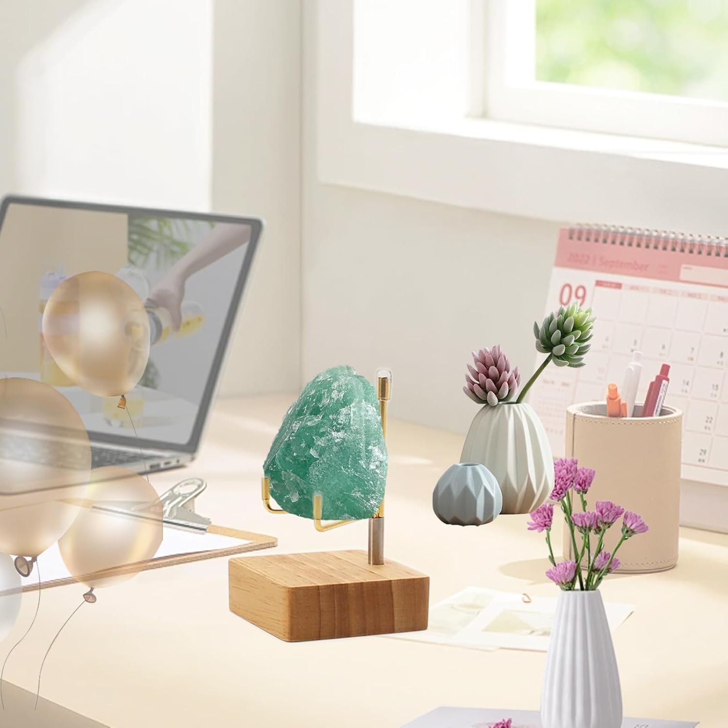 4 Pcs Adjustable Rock Display Stand with Wooden Base