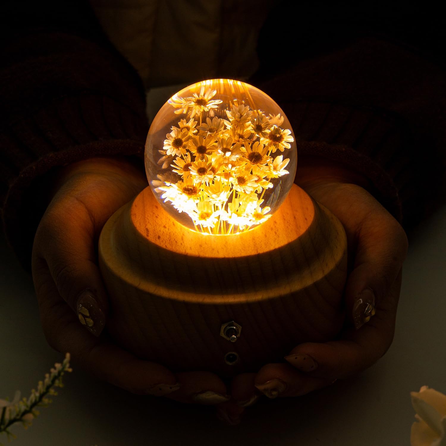 1 Piece 6cm Yellow Glass Little Daisy Ball Night Light Music Box