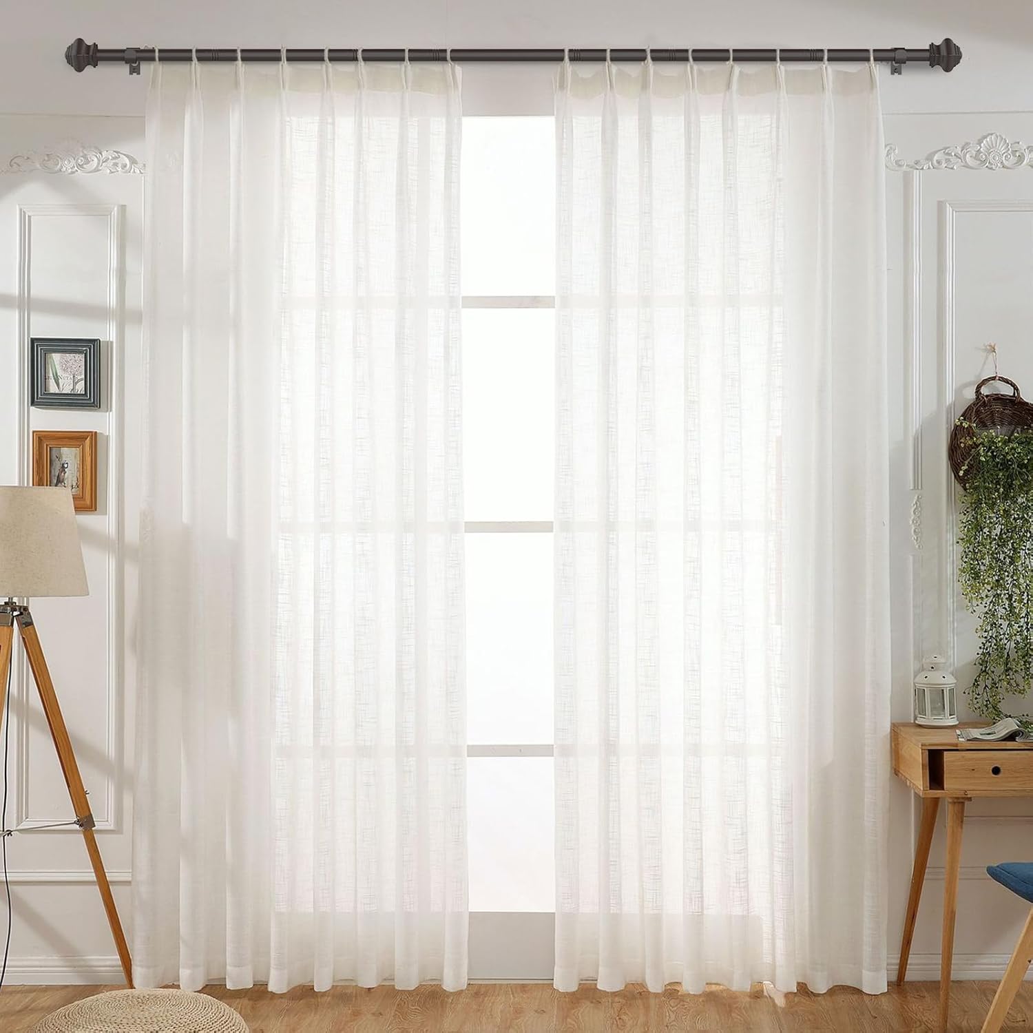 Adjustable Bronze Curtain Rod with Classic Finials for 32-46 Inch Windows