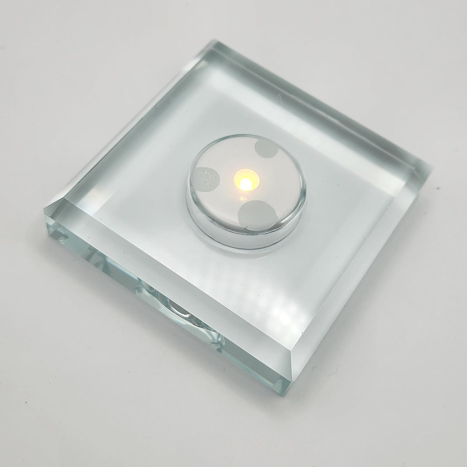 Rechargeable LED Crystal Base for Art Display