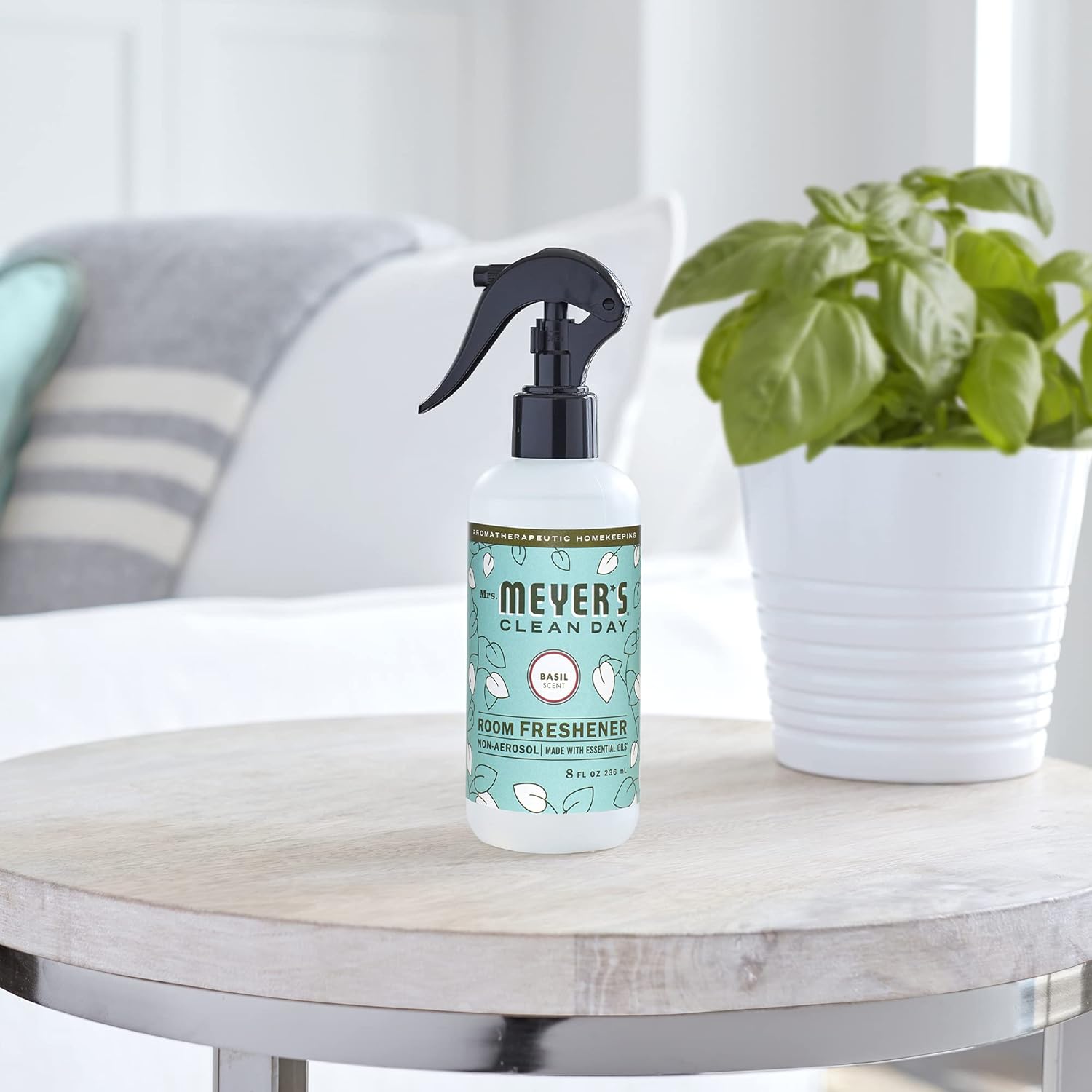 Mrs Meyers Clean Day Basil Room Spray 8 Fl Oz