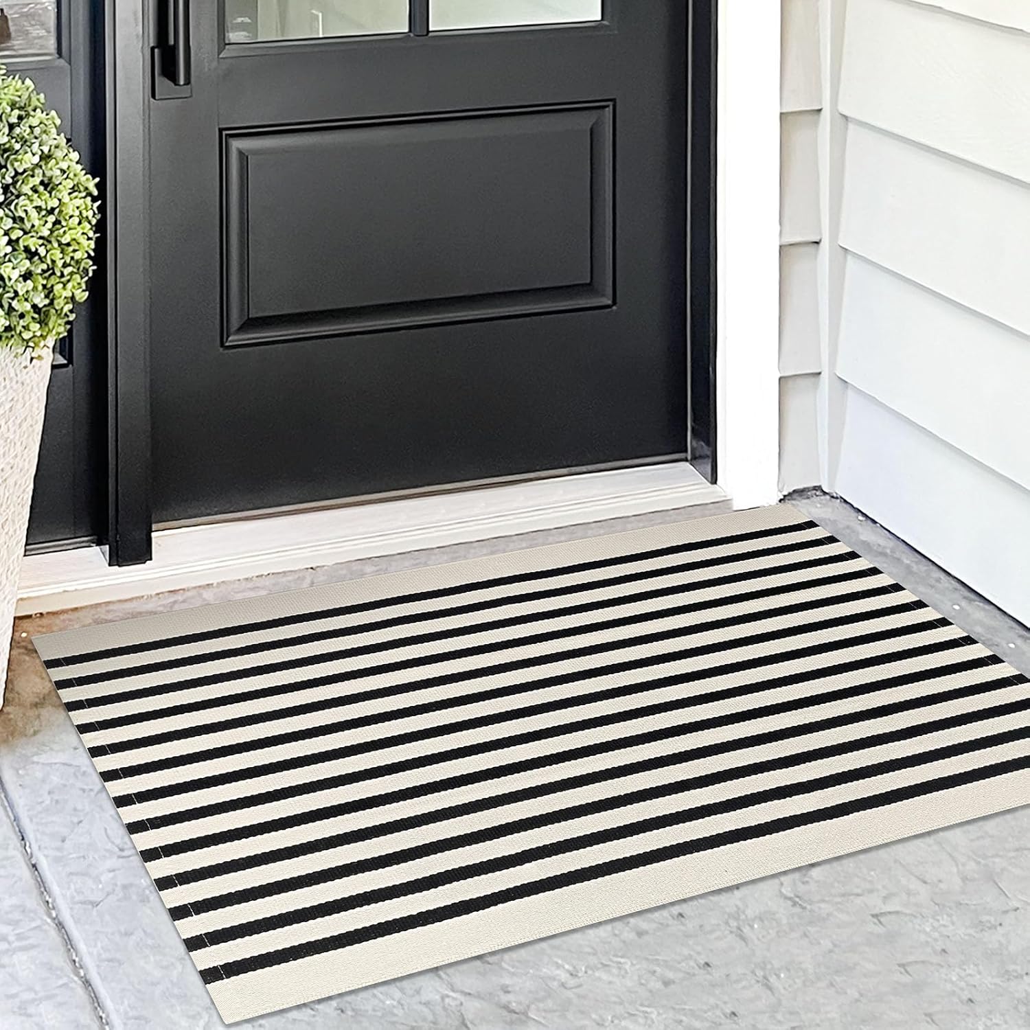KOZYFLY Black and Beige Striped Porch Rug 2x3 Ft