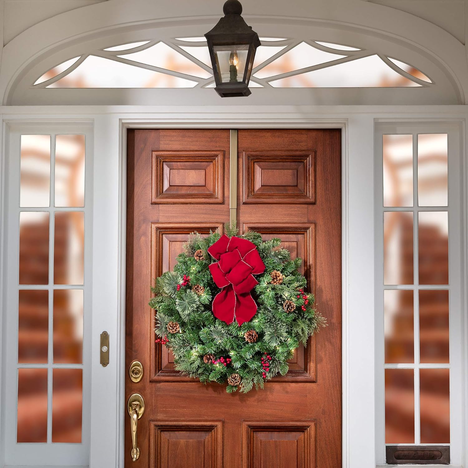 Haute Decor Adjustable Wreath Hanger - 20 Lb Capacity